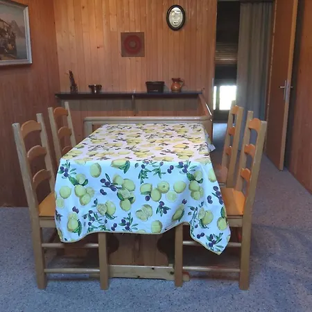 아파트 Valentine Appartement-fewo 4-bettwohnung By Interhome *